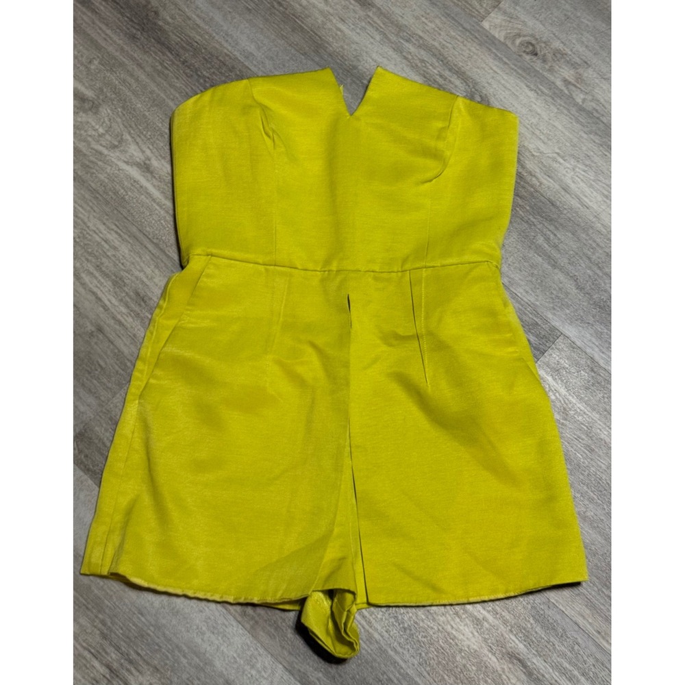 Topshop Strapless V-Neck Romper Lime Yellow Textured Sweetheart Size US 6